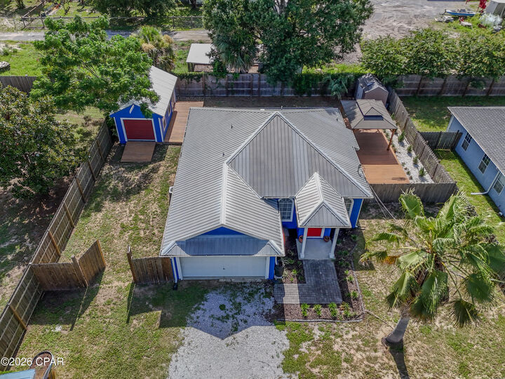 Property Photo: 8516 Laird Street FL 32408