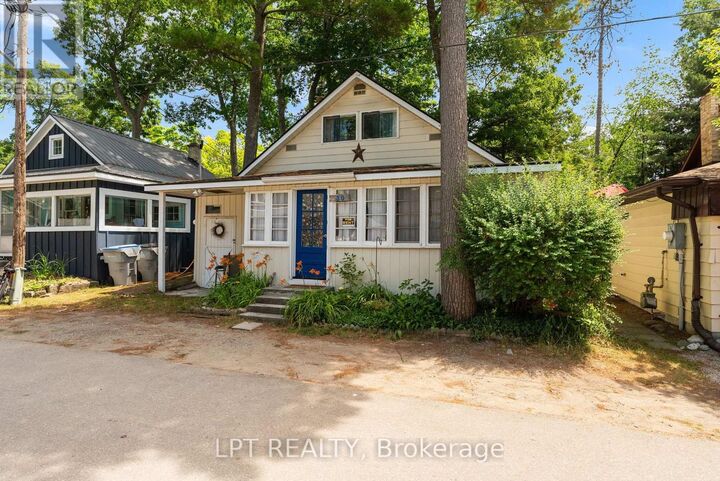 Property Photo: 30 Woodward Avenue ON N0M 1T0