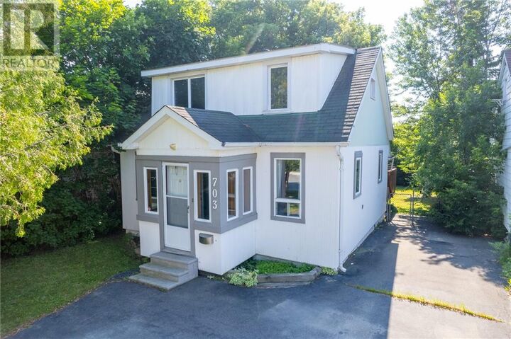 Property Photo: 703 Griffith Street ON P3E 4A3