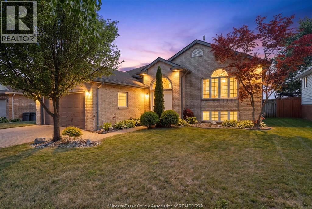 Property Photo:  25 William Street  ON N0R 1B0 
