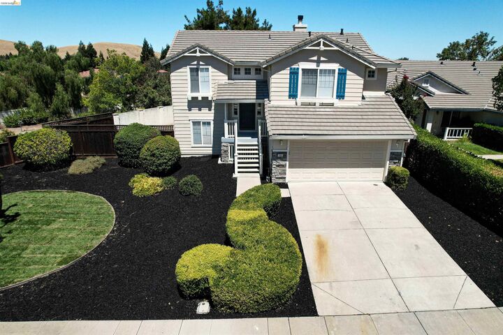 Property Photo:  1000 Sandstone Ct  CA 94531 