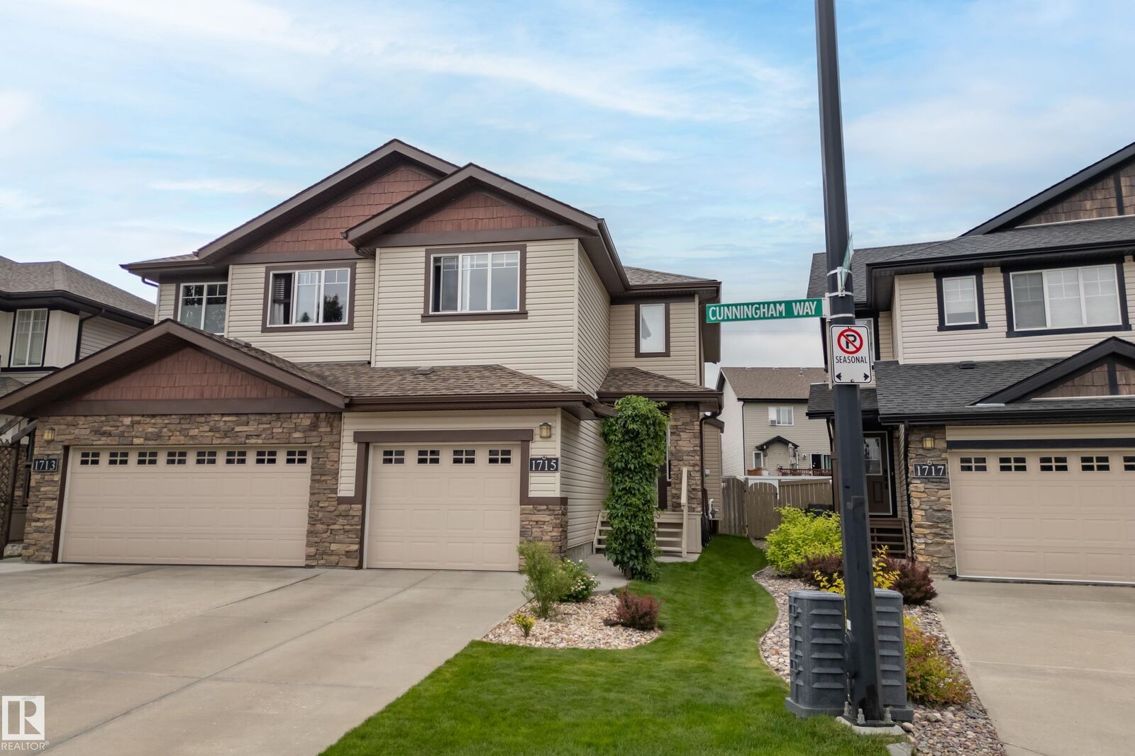 Property Photo: 1715 Cunningham Way SW AB T6W 0W4
