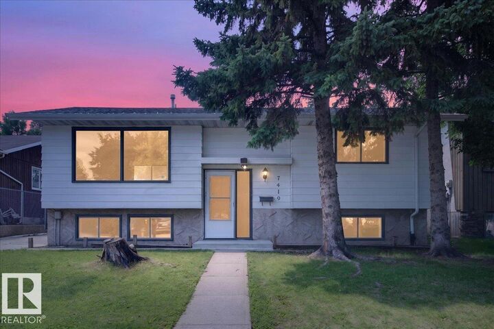 Property Photo:  7419 15 Avenue NW  AB T6K 2T3 