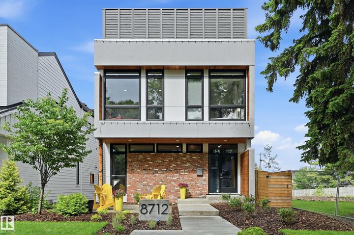 8712 120 Street NW — photo 1