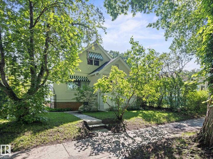 Property Photo: 11331 66 Street NW AB T5B 1H5