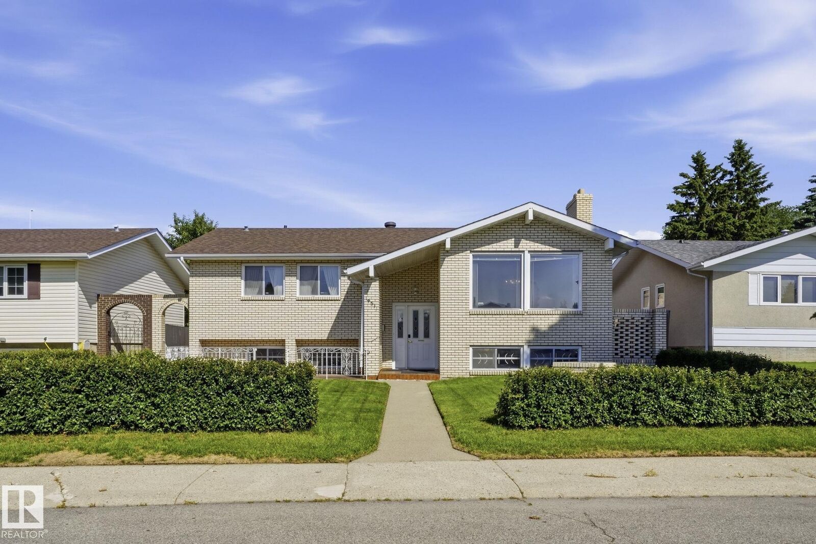 Property Photo:  14511 83 Street NW  AB T5E 2Y1 