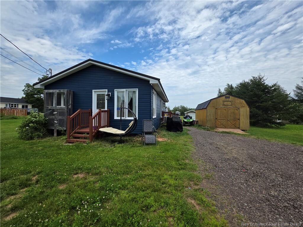 Property Photo:  13 Roy Street  NB E4V 1H6 