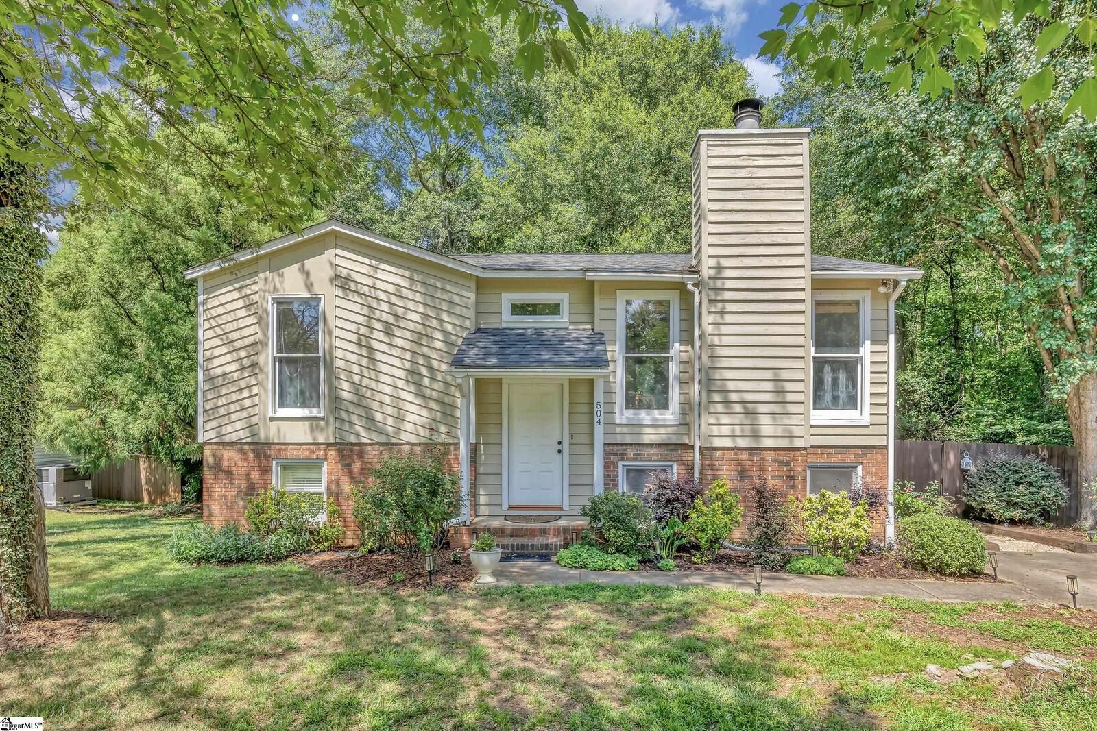 Property Photo:  504 Holland Road  SC 29681 
