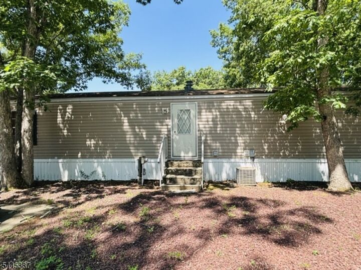 Property Photo:  35 Roberts Road  NJ 08755 