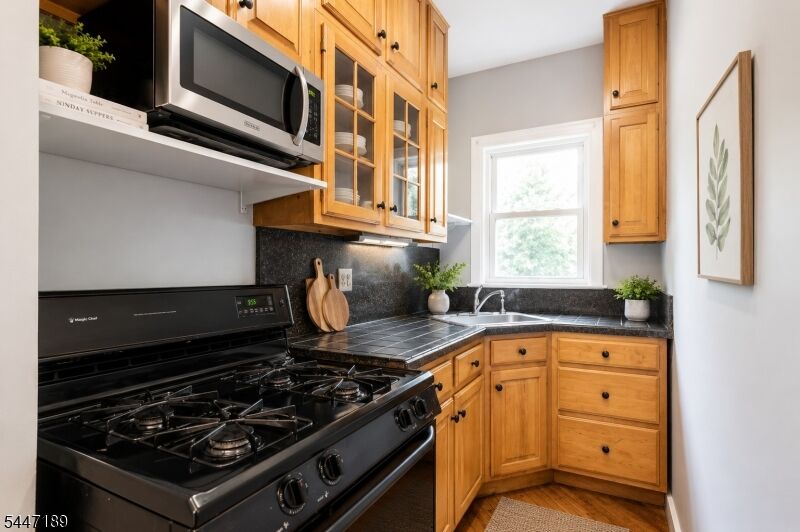 Property Photo: 2011 Stecher Ave NJ 07083