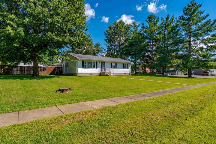 Property Photo: 721 5th Street KY 42461