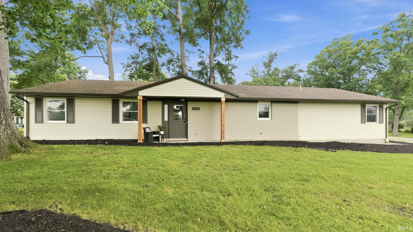 Property Photo: 4730 Trierwood Park Drive IN 46815