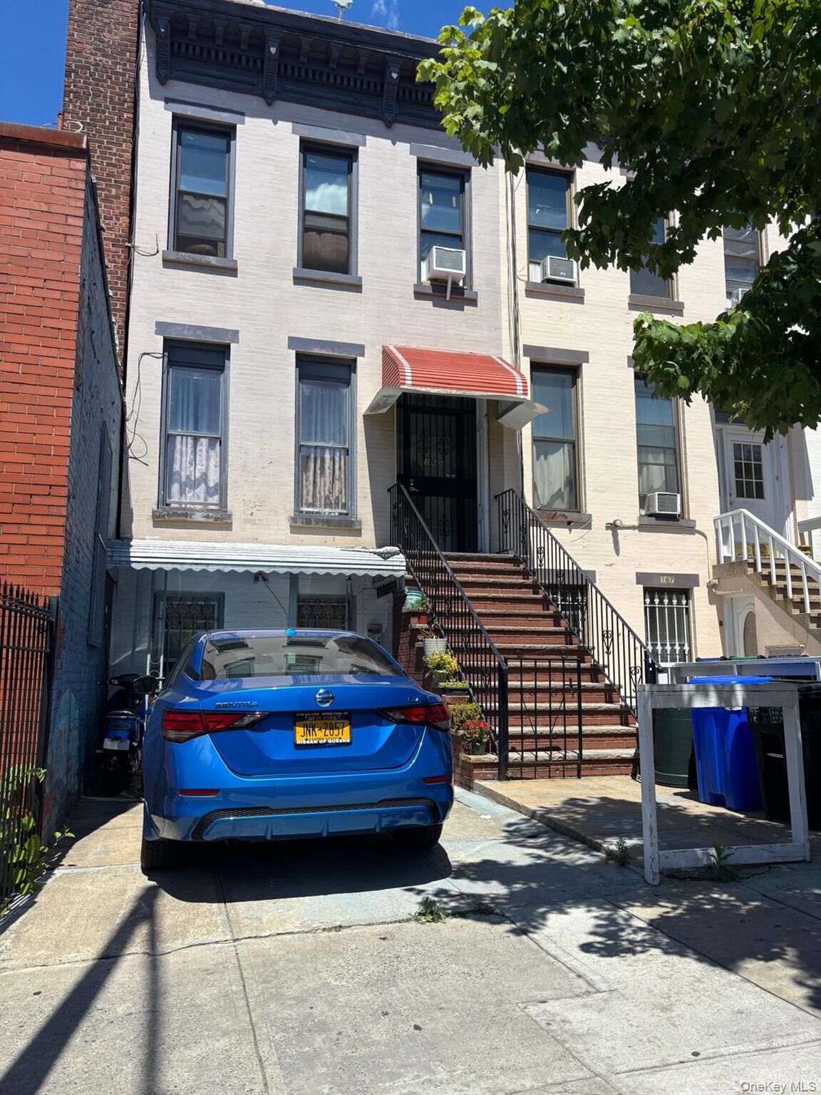 Property Photo:  165 17th Street  NY 11215 