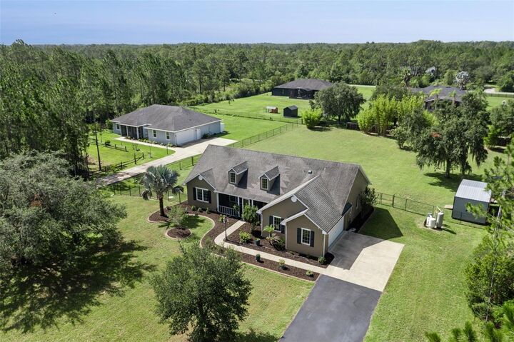 Property Photo: 19204 Paddock Street FL 32833