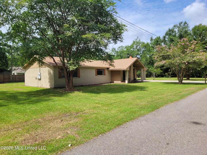 Property Photo:  225 Trout Street  MS 39576 