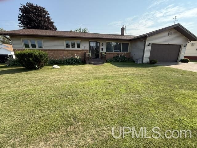 Property Photo:  11 Trimountain Avenue  MI 49963 