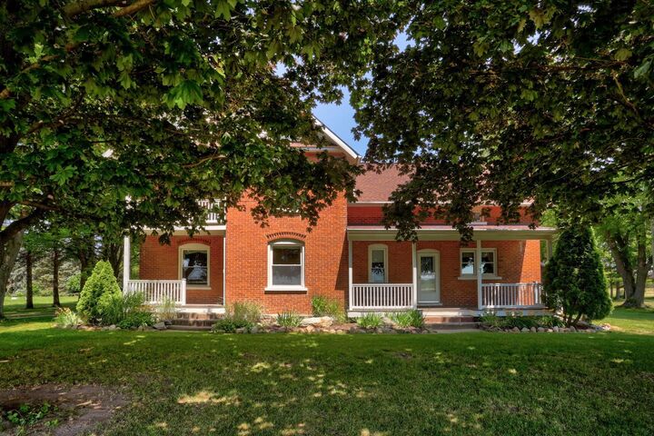 Property Photo:  9254 W Frankenmuth Road  MI 48768 