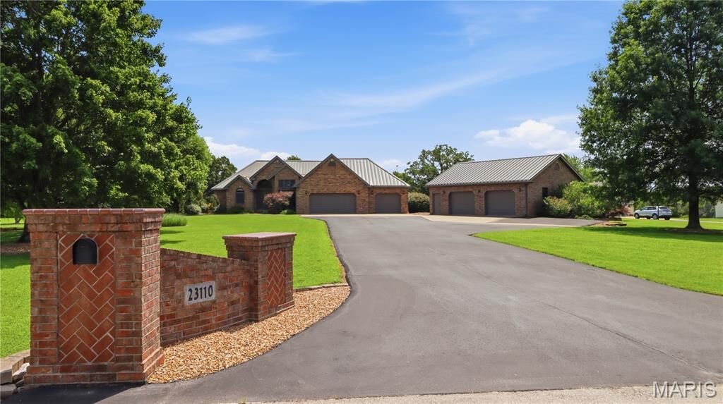 Property Photo:  23110 Roselawn Drive  MO 65536 