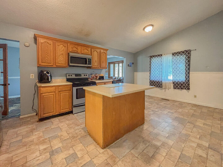 Property Photo: 1032 Birdie Drive MI 48893