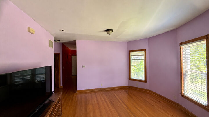 Property Photo: 5400 W Augusta Boulevard IL 60651