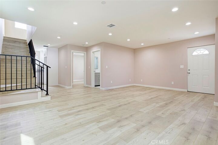 Property Photo: 7302 N Firmament Avenue CA 91406