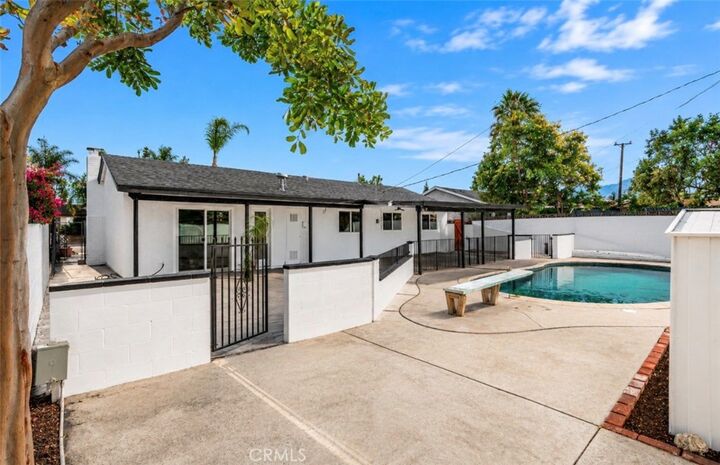 Property Photo:  10163 Oak Glen  CA 91763 