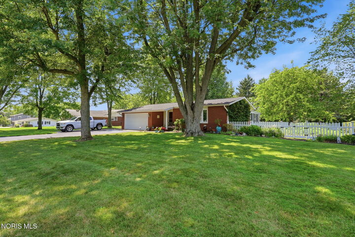 Property Photo: 7832 Township Road 237 OH 45840