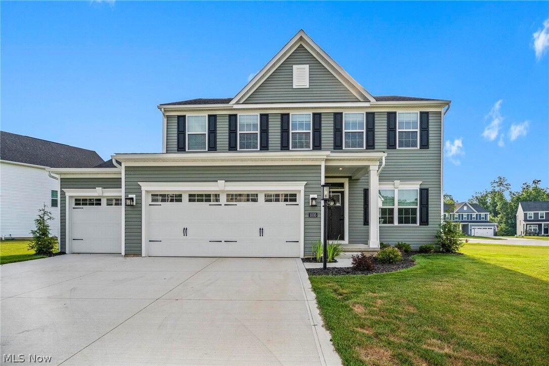 Property Photo:  1035 Ashford Court  OH 44028 