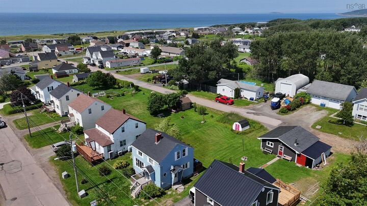 Property Photo: 31 Hillcrest Street NS B0E 1N0