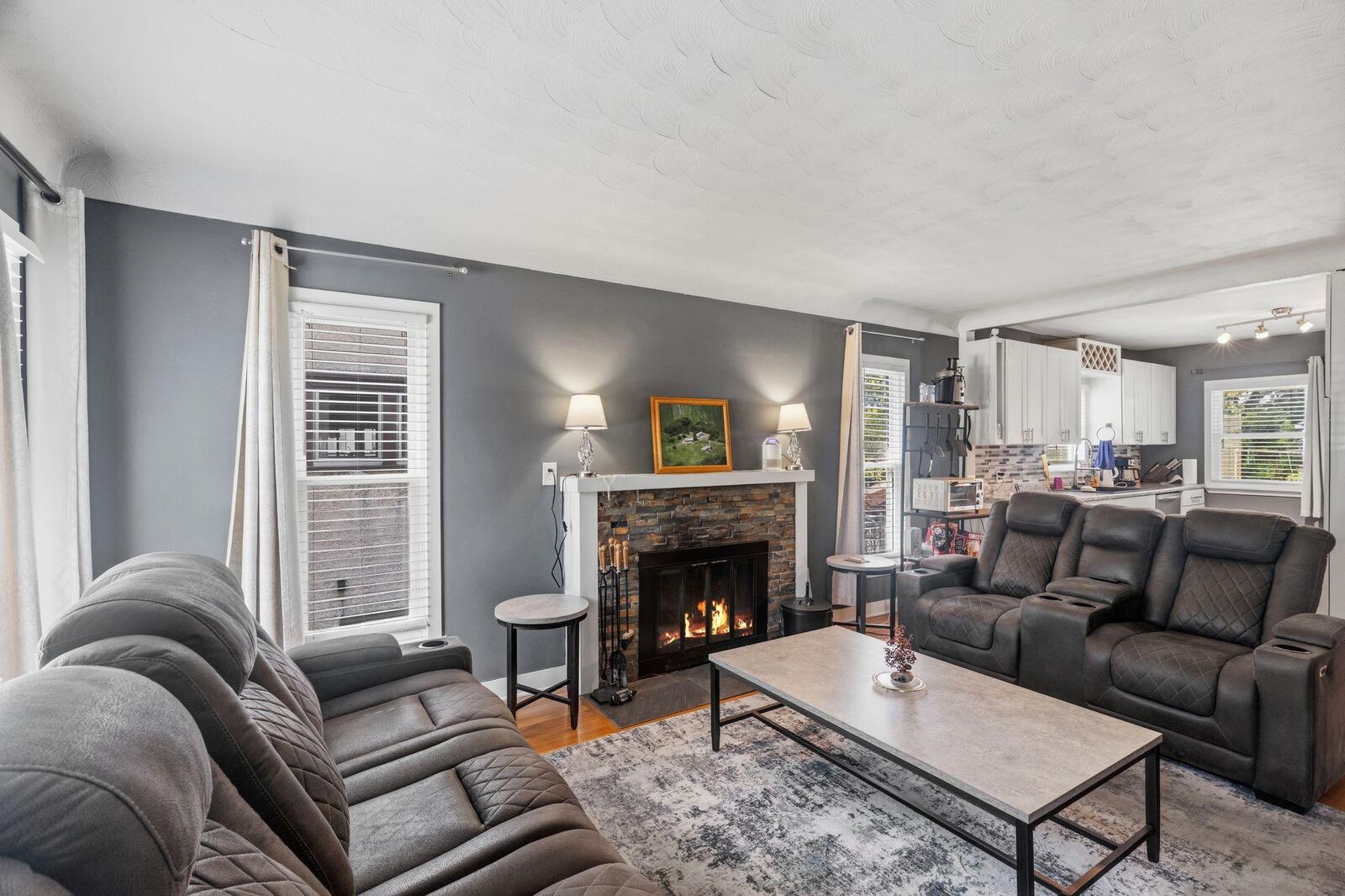 Property Photo:  867 Delaware Avenue  MN 55107 