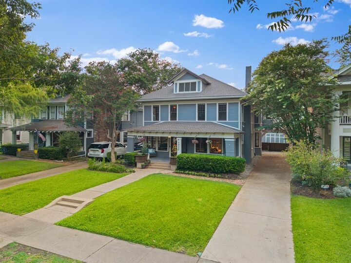 Property Photo:  4933 Victor Street  TX 75214 