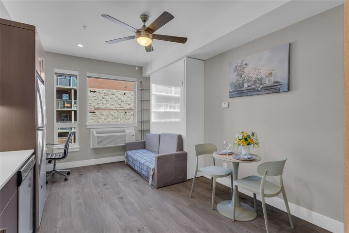 Property Photo: 925 Leon Avenue 519 BC V1Y 0E5