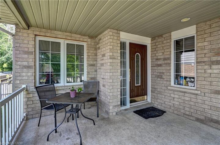 Property Photo:  58 Doon Mills Drive  ON N2P 2S3 