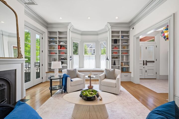 Property Photo:  81 Garfield St 81  MA 02138 