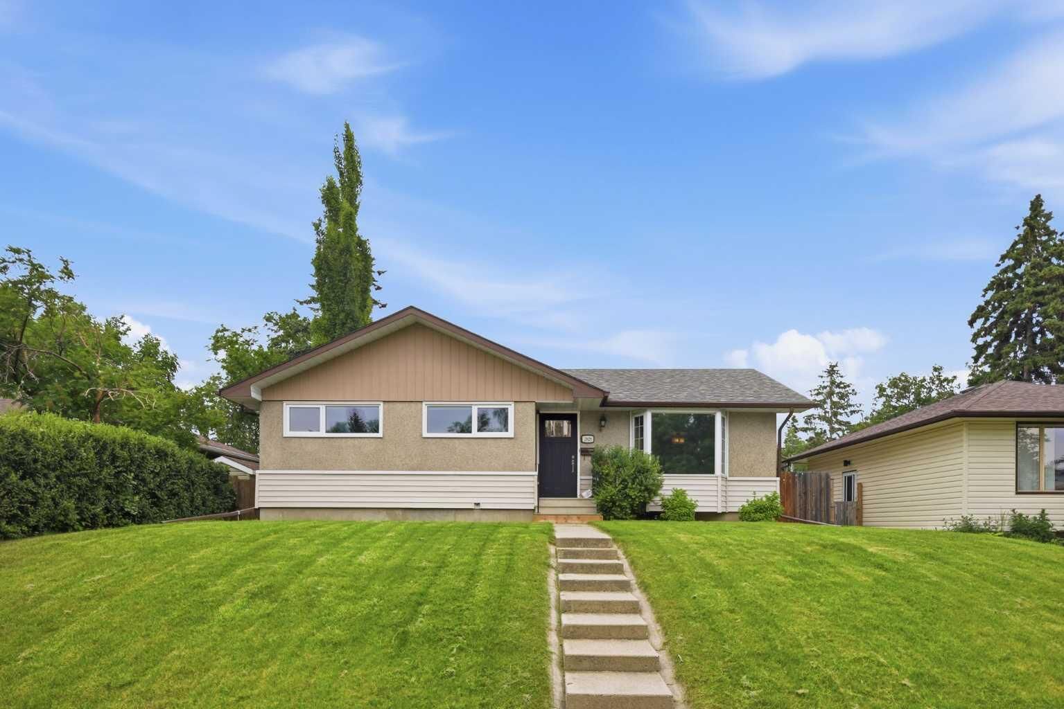 Property Photo: 2828 45 Street SW AB T3E 3T4