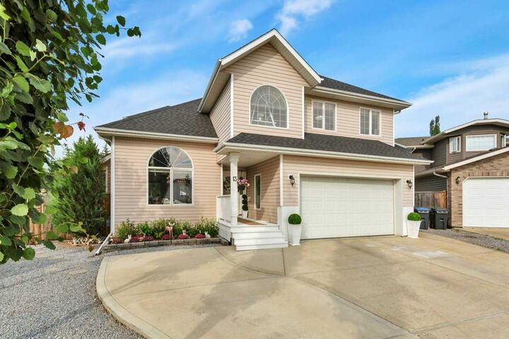 Property Photo: 13 Fern Crescent AB T4S 1Y4
