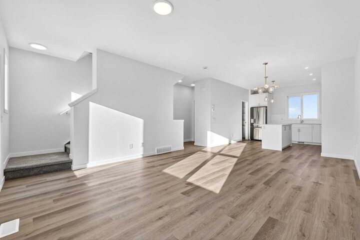 Property Photo: 1750 Rangeview Drive SE 203 AB T3S 0X3