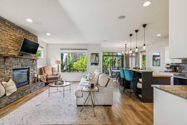 Property Photo: 135 Tuscany Ravine Road NW AB T3L 2T3