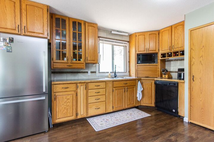 Property Photo: 6308 61 Avenue AB T4N 5R8