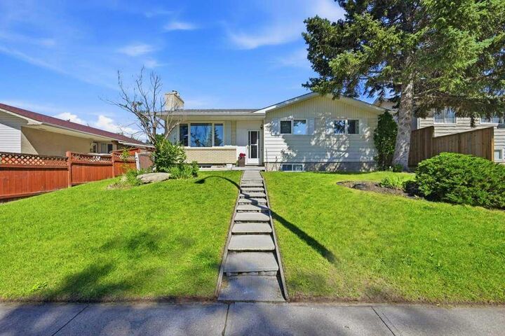 Property Photo: 2415 Vista Crescent NE AB T2E 6J2