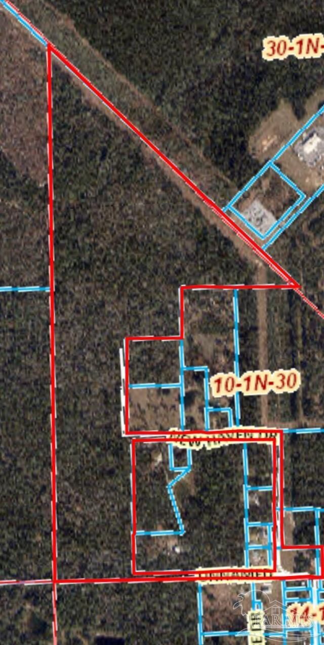 Property Photo:  947 New Haven Dr  FL 32533 