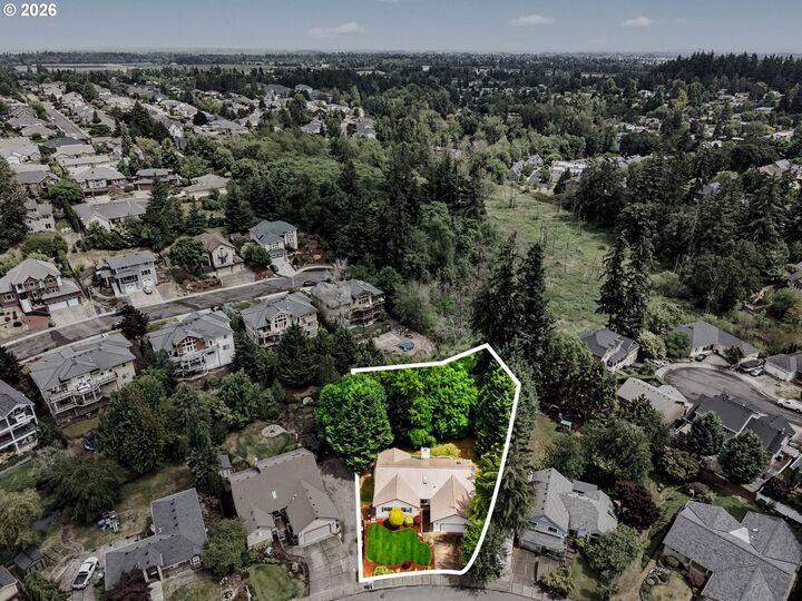 Property Photo: 1759 Sunburst Ter OR 97304