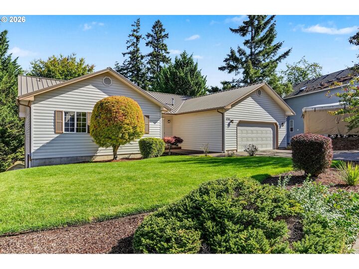 Property Photo:  1759 Sunburst Ter  OR 97304 