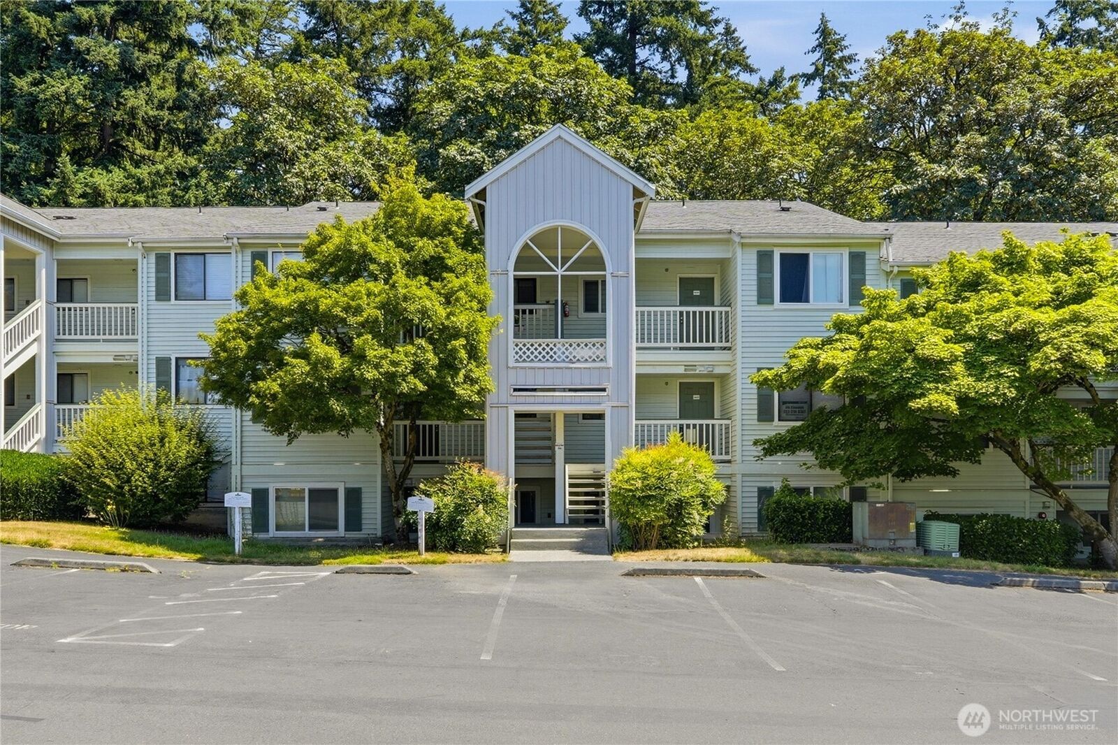 Property Photo: 25131 98th Place S B205 WA 98030