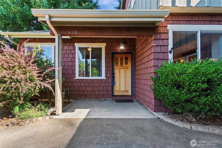 Property Photo: 446 North Street SE WA 98501