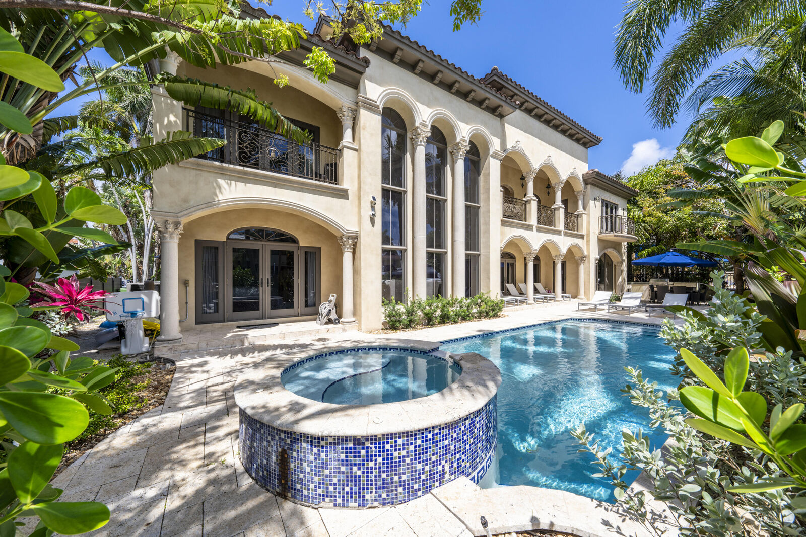 Property Photo:  510 San Marco Drive -  FL 33301 
