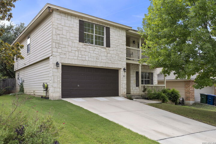 Property Photo: 1015 Magnolia Bnd TX 78251