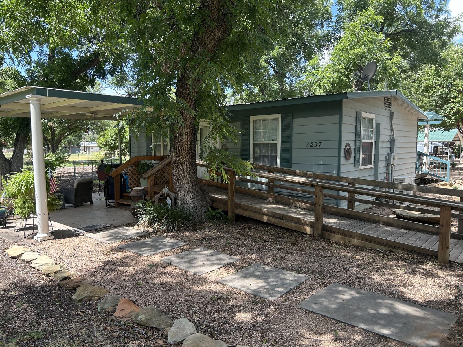 Property Photo: 3297 Fruitland Farm Court TX 76903
