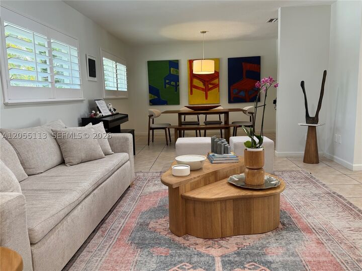 Property Photo: 5721 SW 59th Pl FL 33143