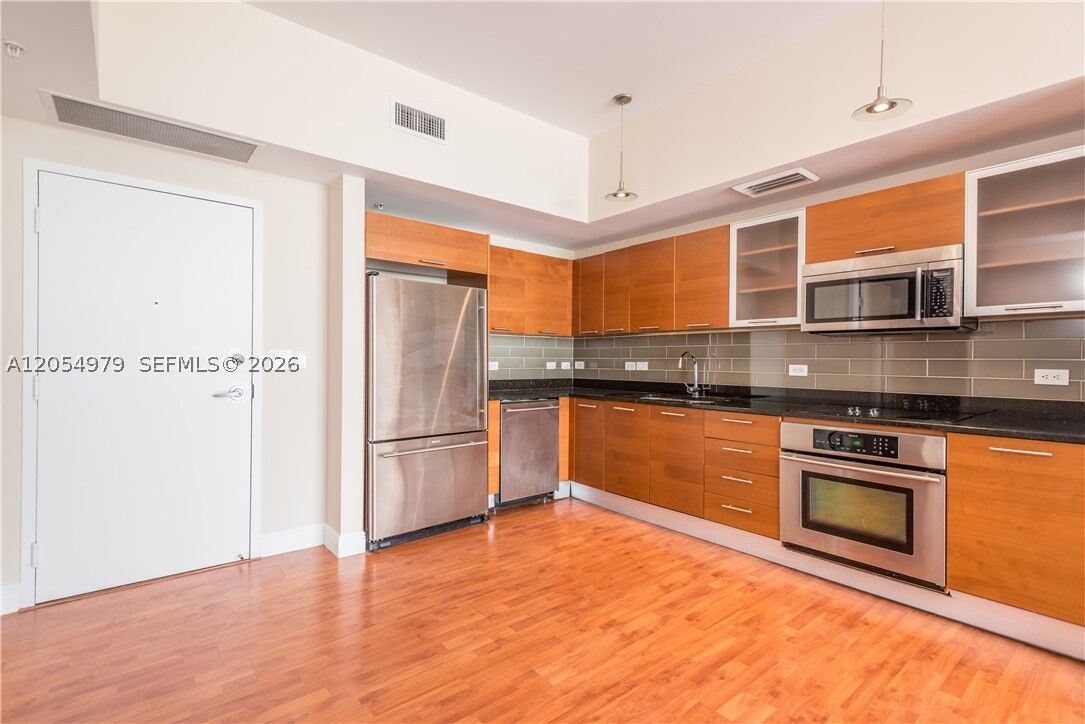 Property Photo: 3470 E Coast Ave H1609 FL 33137